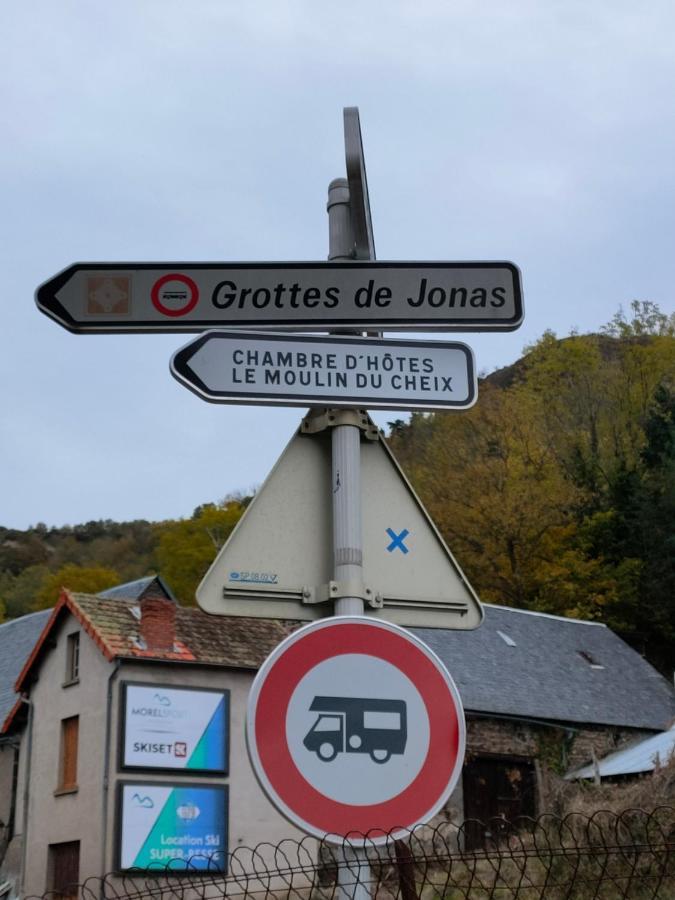 Hotel La Bulle Du Cheix Saint-Diery Esterno foto