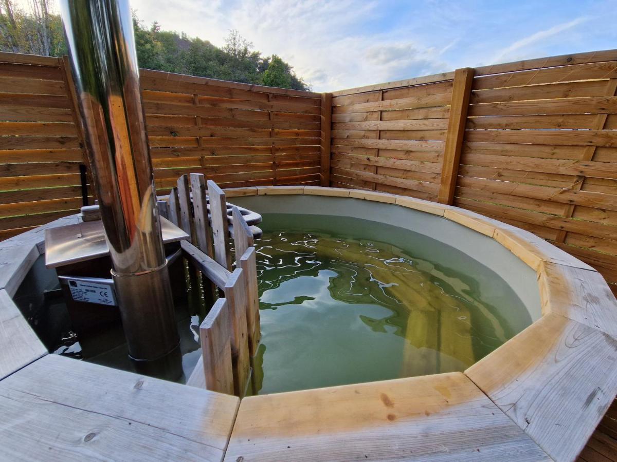 Hotel La Bulle Du Cheix Saint-Diery Esterno foto